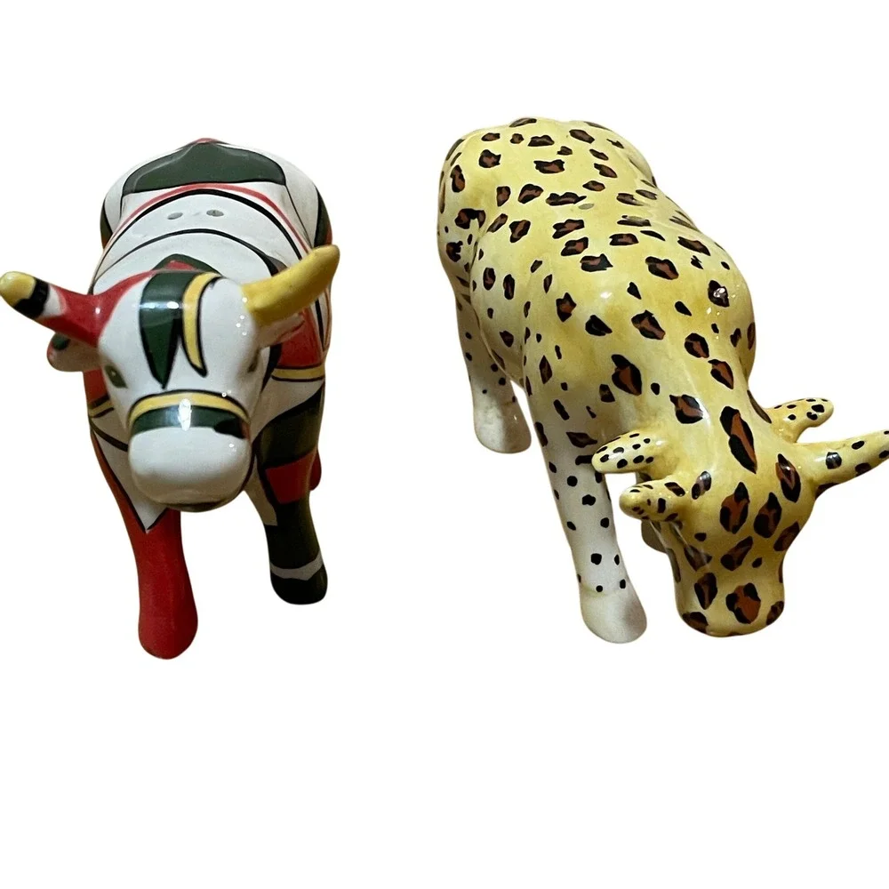 TM and 2000 CPH Vintage Ceramic Cow Salt and Pepper Shakers Boho Farmhouse Decor